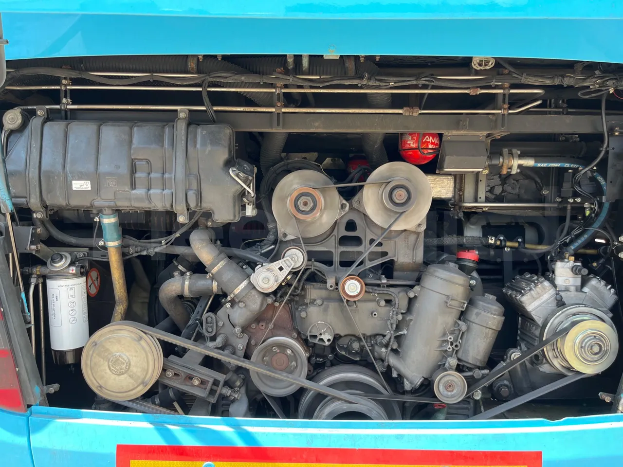 Setra S 417 S417 HDH/ Euro 4 - 350 Kw - 13,85 Mt - rear hatch open (mandatory for bus to scrap)