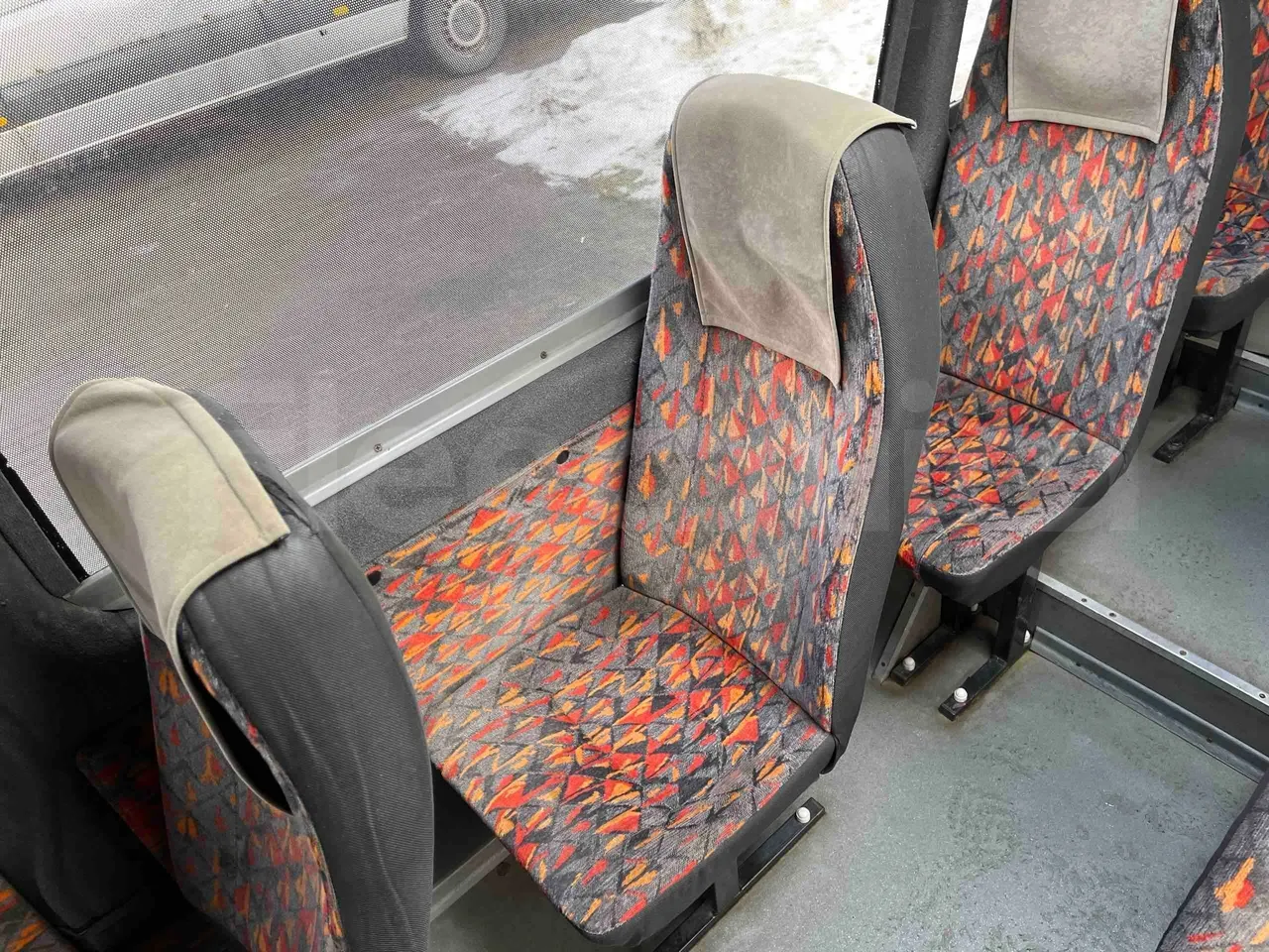 Mercedes-Benz Sprinter 413 CDI - Euro3 - 95kW - 6.600mt - single seat detail