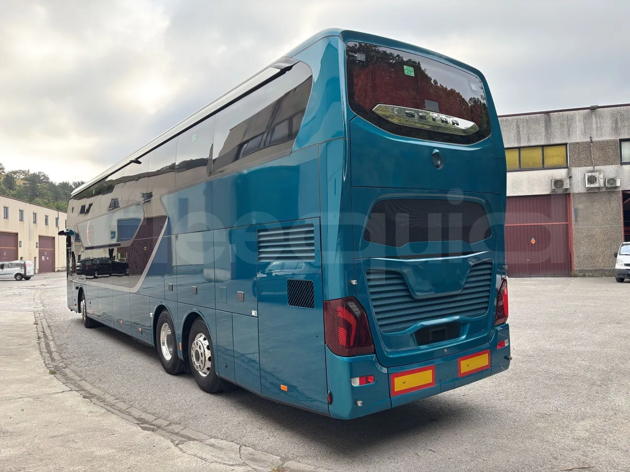 Setra S531 - 3/4 Rear Left Side