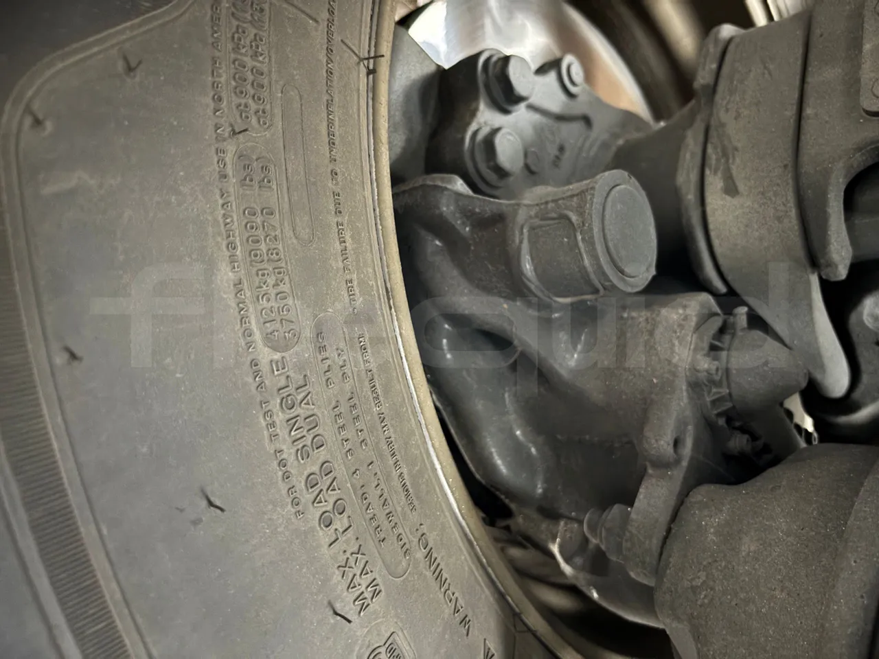 Setra S531 - Second Axle Caliper Brakes Left Side