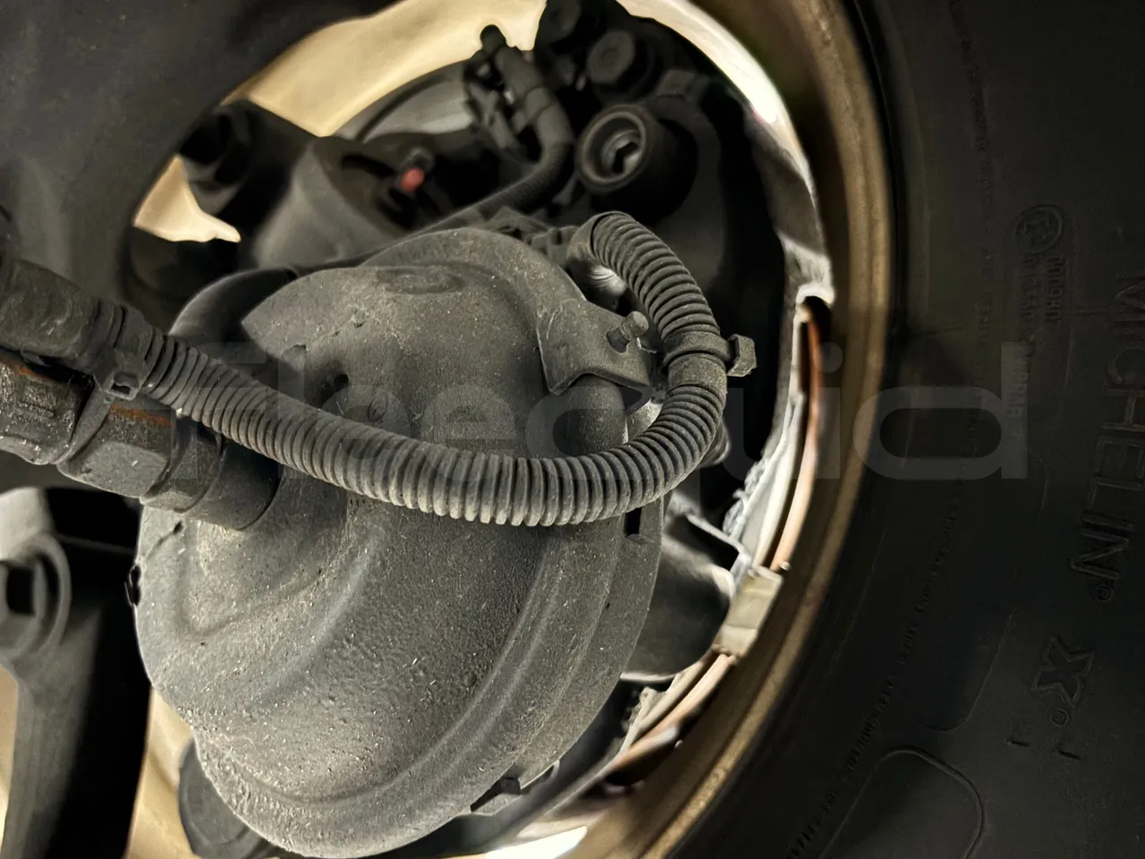 Setra S531 - Third Axle Caliper Brakes Left Side