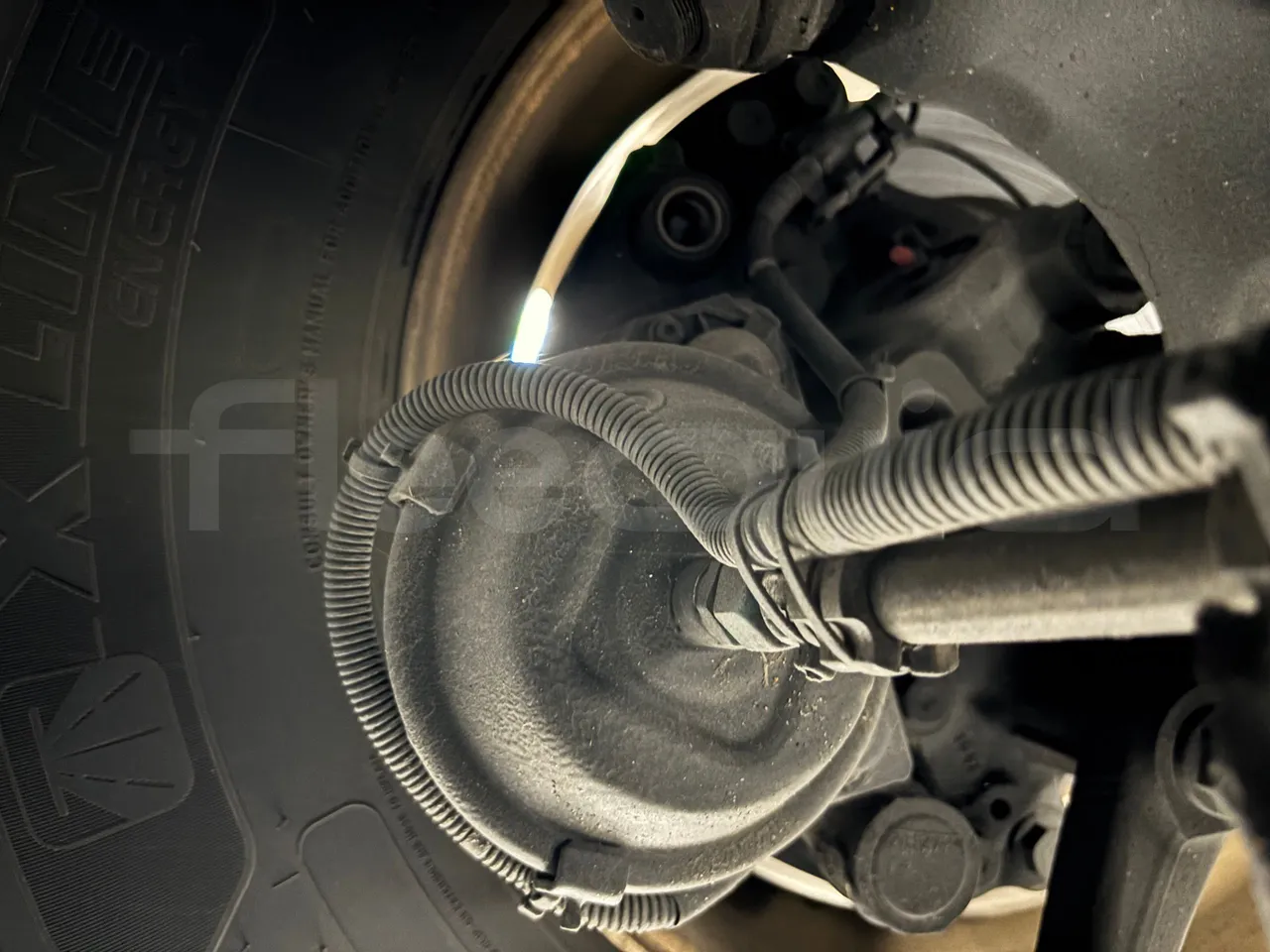 Setra S531 - Third Axle Caliper Brakes Right Side