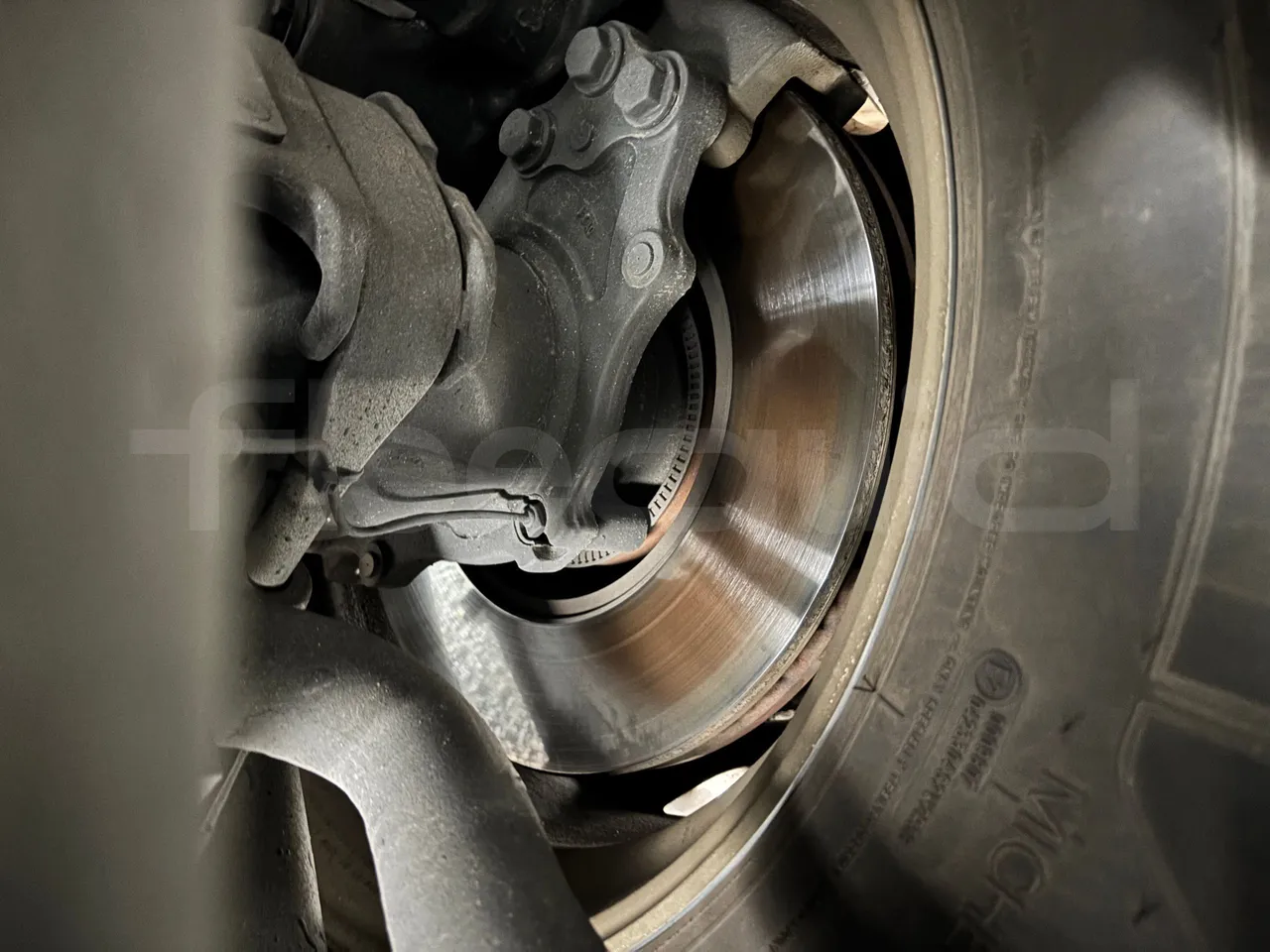 Setra S531 - Second Axle Discs Left Side