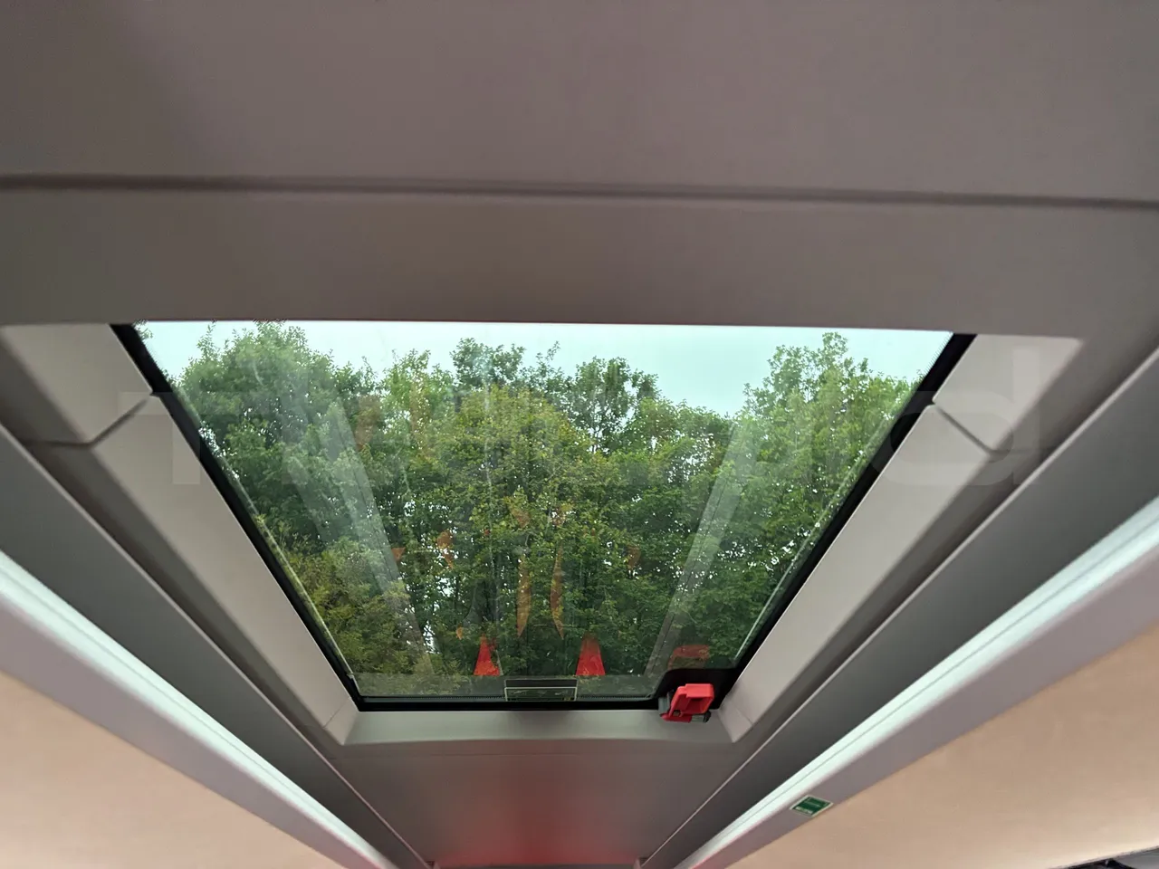 Setra S531 - Roof Hatch 2