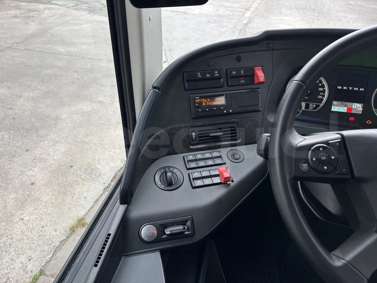 Setra S531 - Onboard Device 3 Left Side