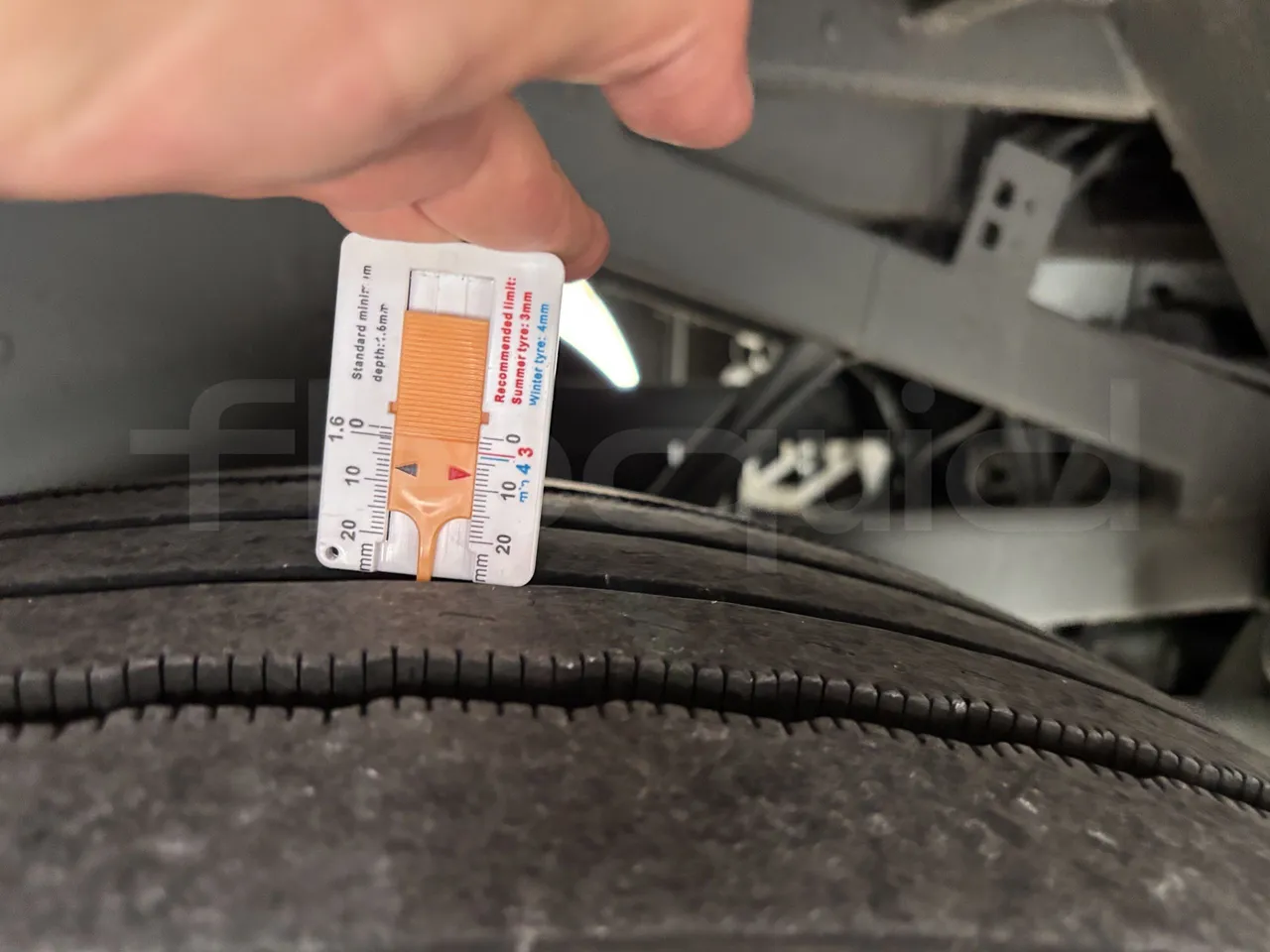 Setra S531 - Second Axle Left Side: Tyre Tread