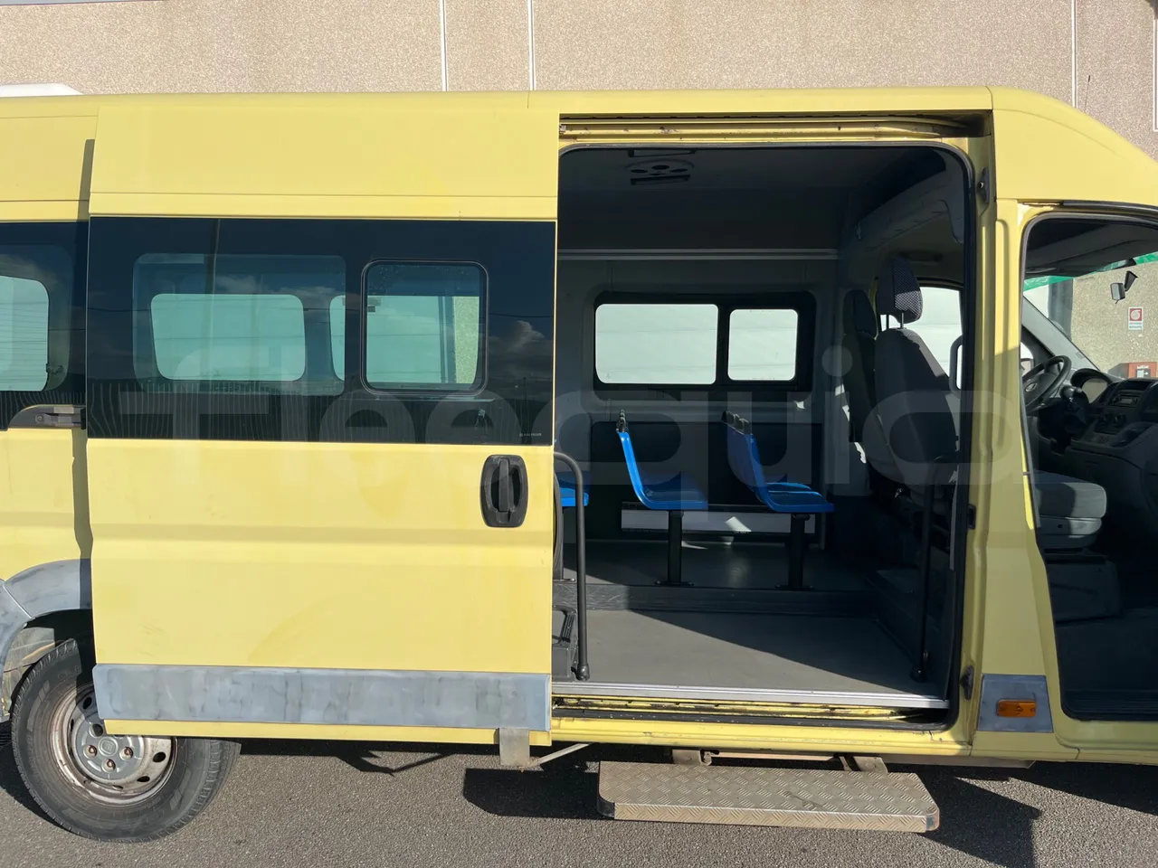 Fiat Ducato 250ECMEC - EUR4 - 88kW - 6.363m - front door 3 open