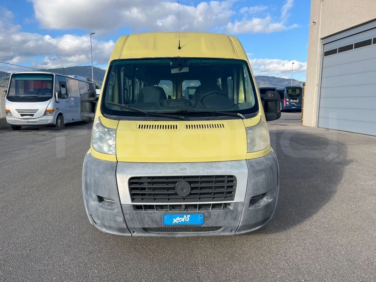 Fiat Ducato 250ECMEC - EUR4 - 88kW - 6.363m - front photo
