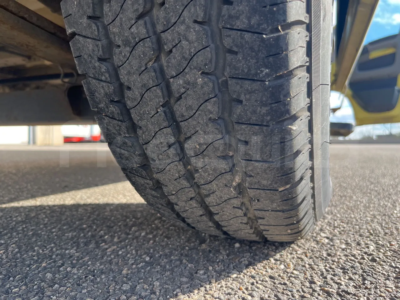 Fiat Ducato 250ECMEC - EUR4 - 88kW - 6.363m - tread condition second axle tires right