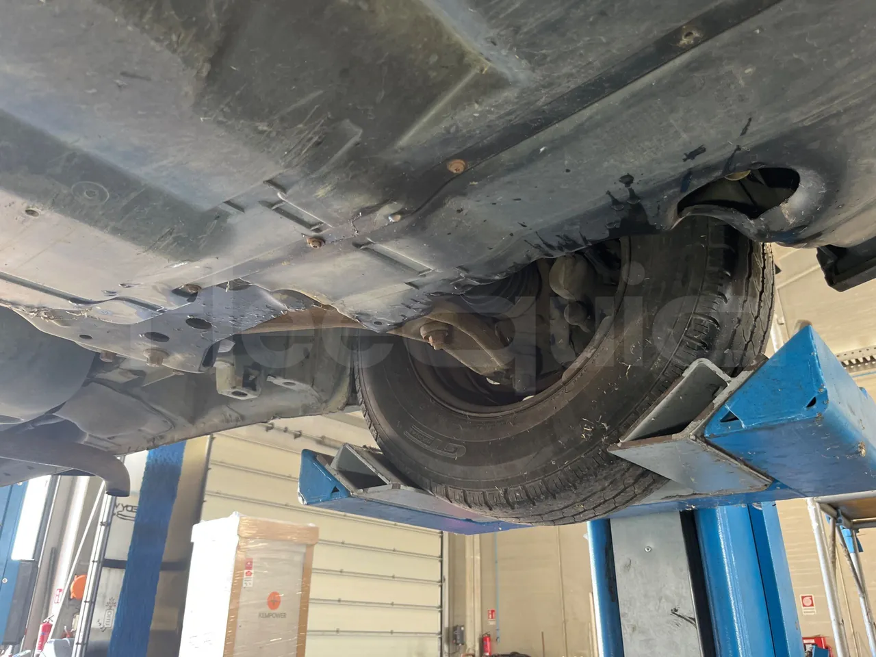 Fiat Ducato 250ECMEC - EUR4 - 88kW - 6.363m - front axle left side