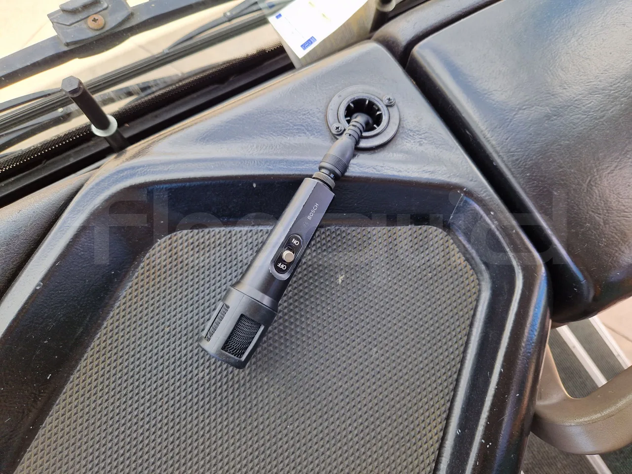 Iveco Evadys SFR130 -EUR5-279kW -11.995m - hostes microphone accessories photo