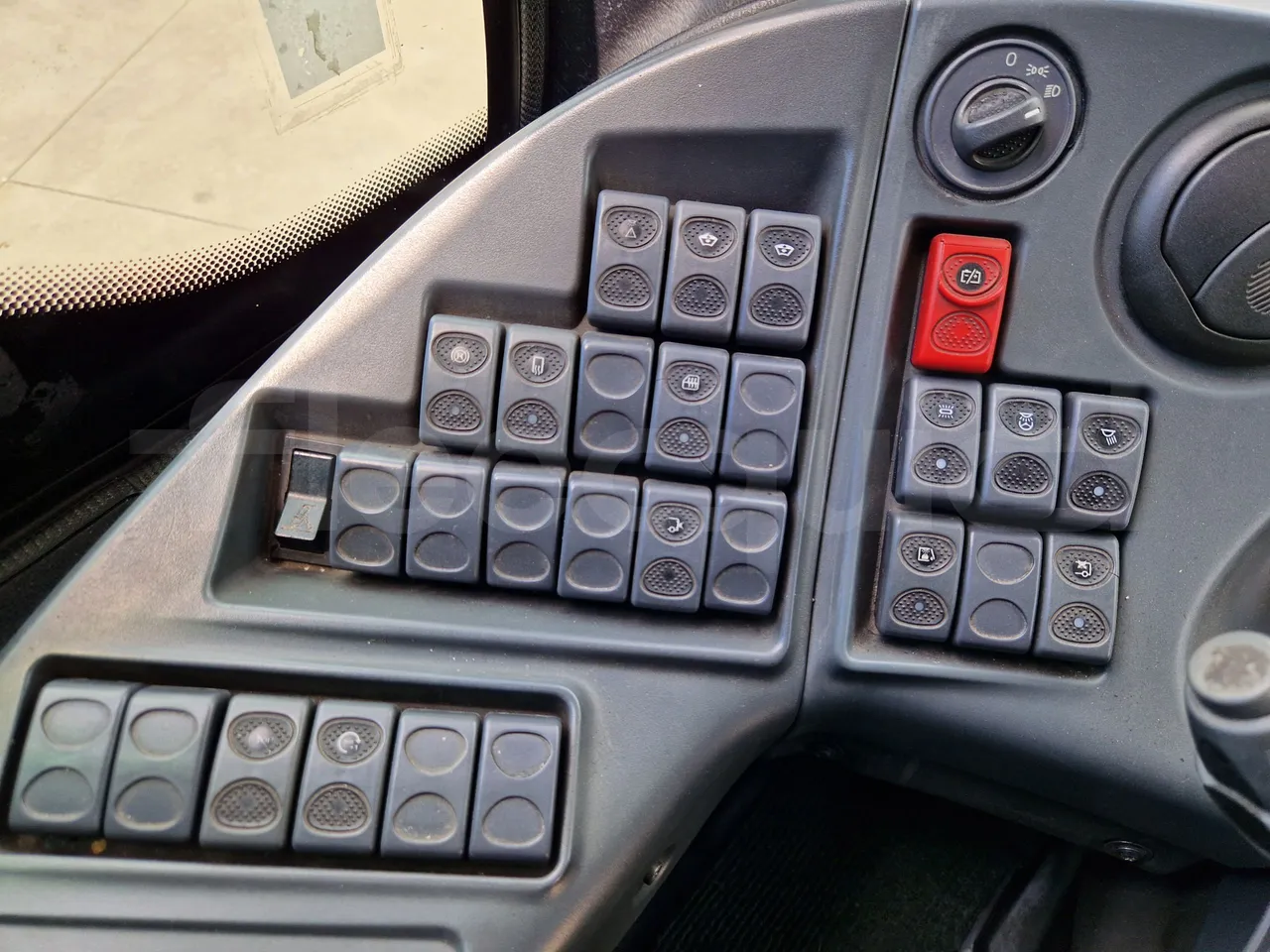 Iveco Evadys SFR130 -EUR5-279kW -11.995m - onboard devices 2