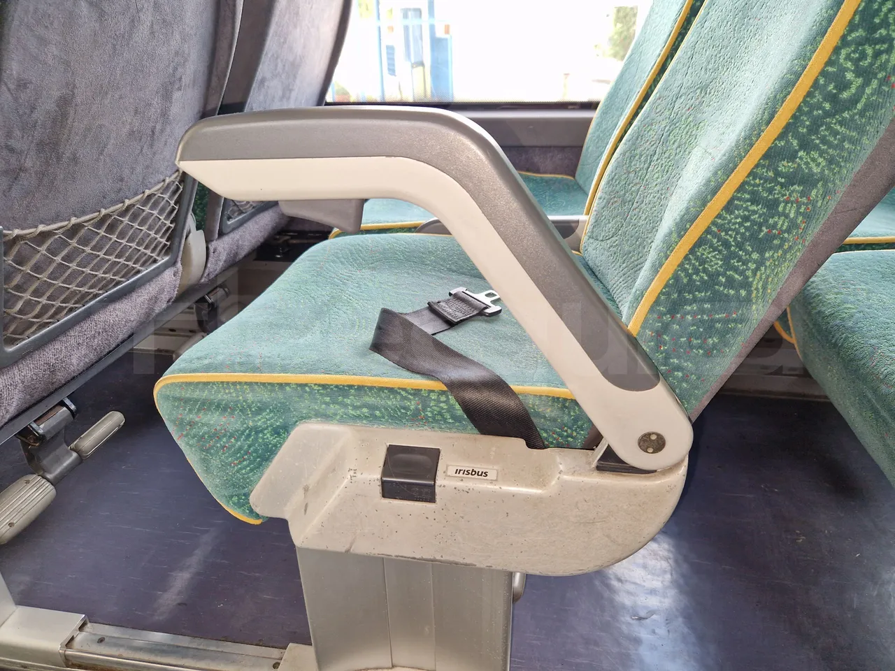 Iveco Evadys SFR130 -EUR5-279kW -11.995m - armrest detail photo