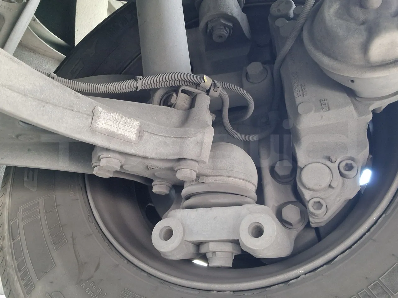 Iveco Evadys SFR130 -EUR5-279kW -11.995m - front discs left