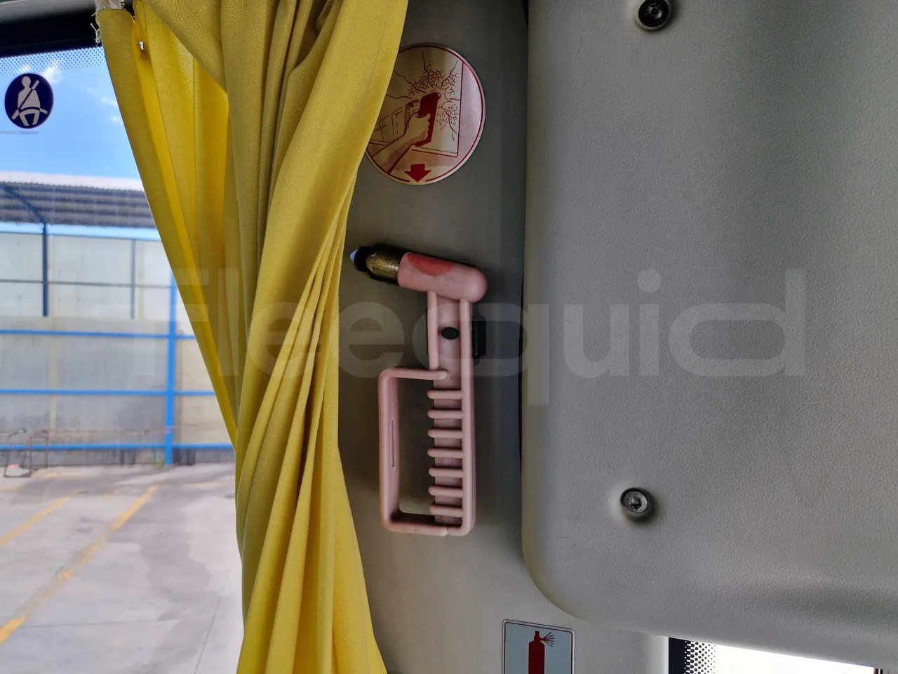 Iveco Evadys SFR130 -EUR5-279kW -11.995m - roof hatch 3