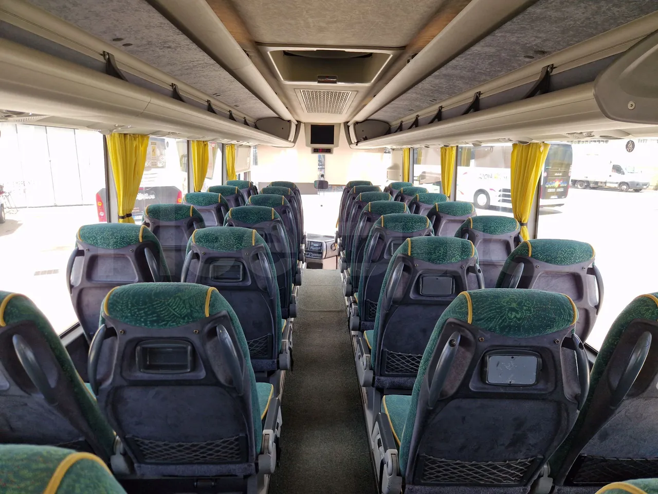 Iveco Evadys SFR130 -EUR5-279kW -11.995m - forward view all seats last row height