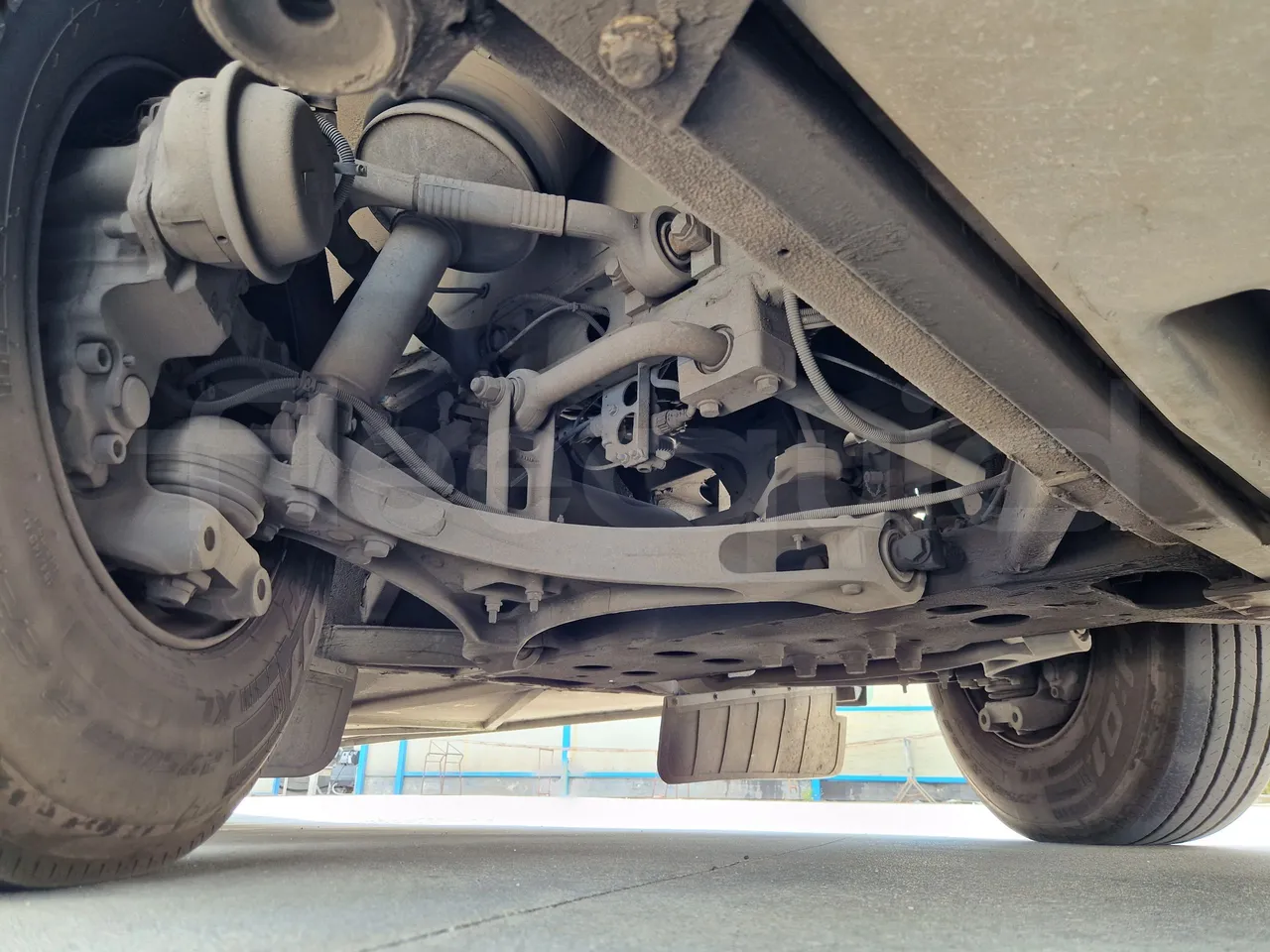 Iveco Evadys SFR130 -EUR5-279kW -11.995m - front axle central