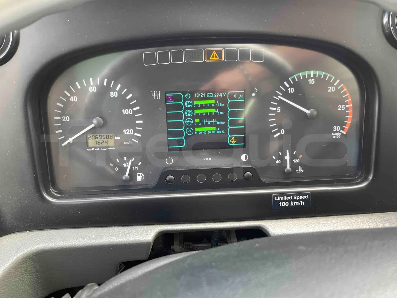 King Long XMQ6996 - Dashboard Engine On