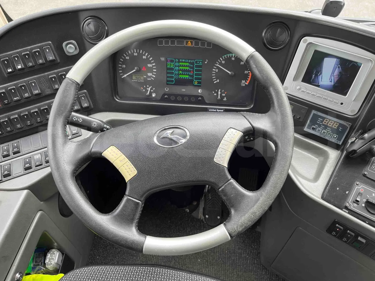 King Long XMQ6996 - Steering Wheel