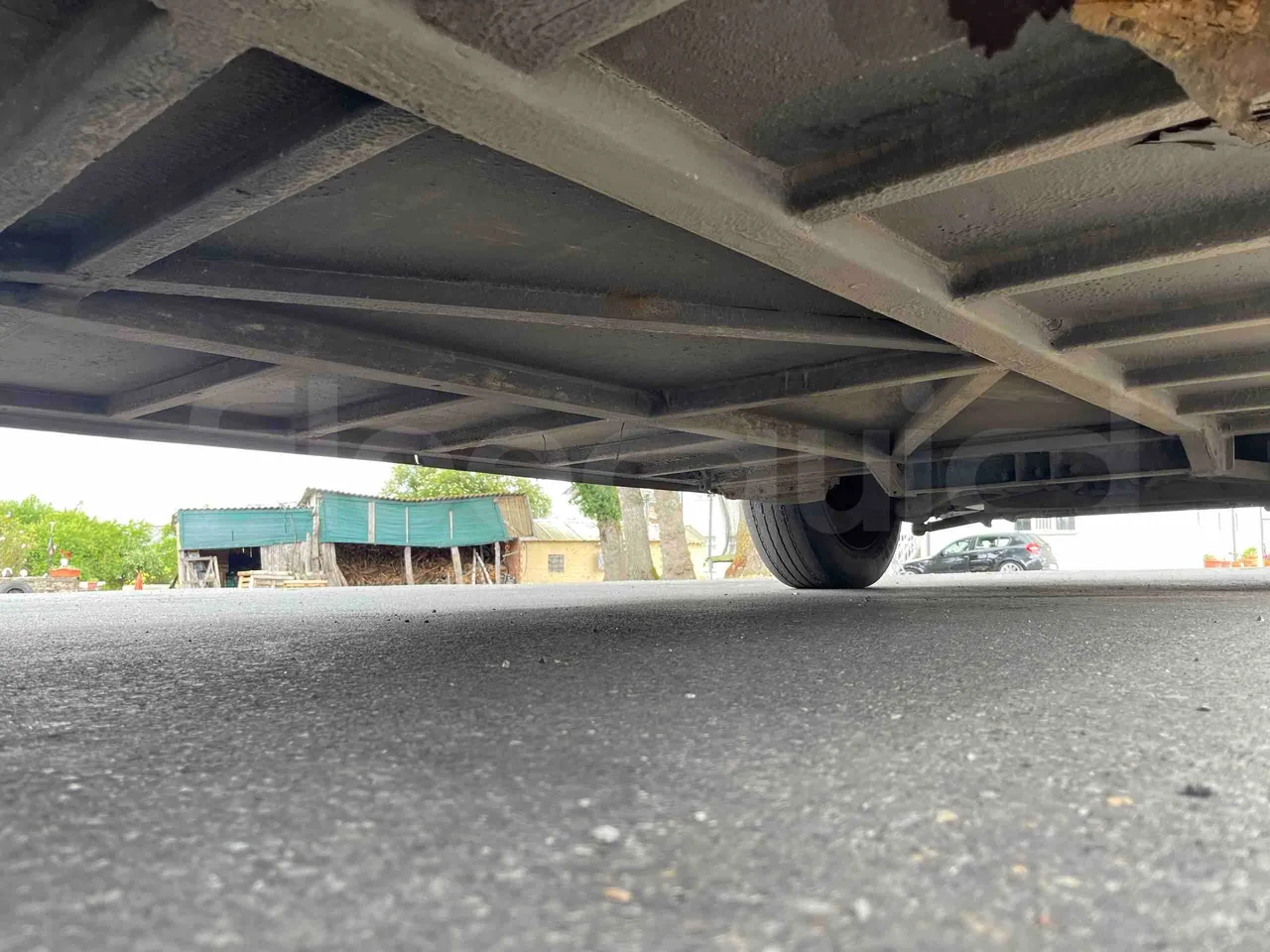 King Long XMQ6996 - Central Undercarriage