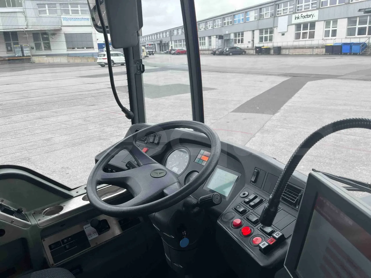 Mercedes-Benz Citaro G - driver microphone accessories photo