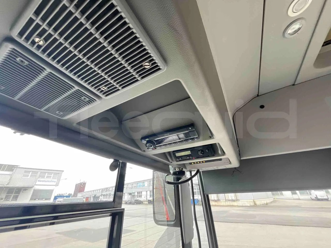 Mercedes-Benz Citaro G - radio accessories photo