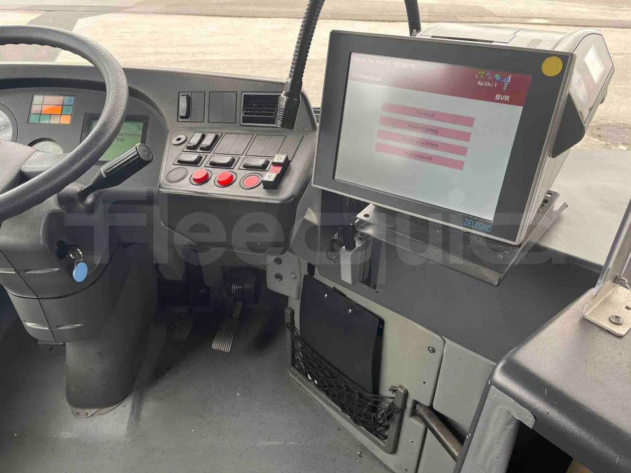 Mercedes-Benz Citaro G - onboard devices 1
