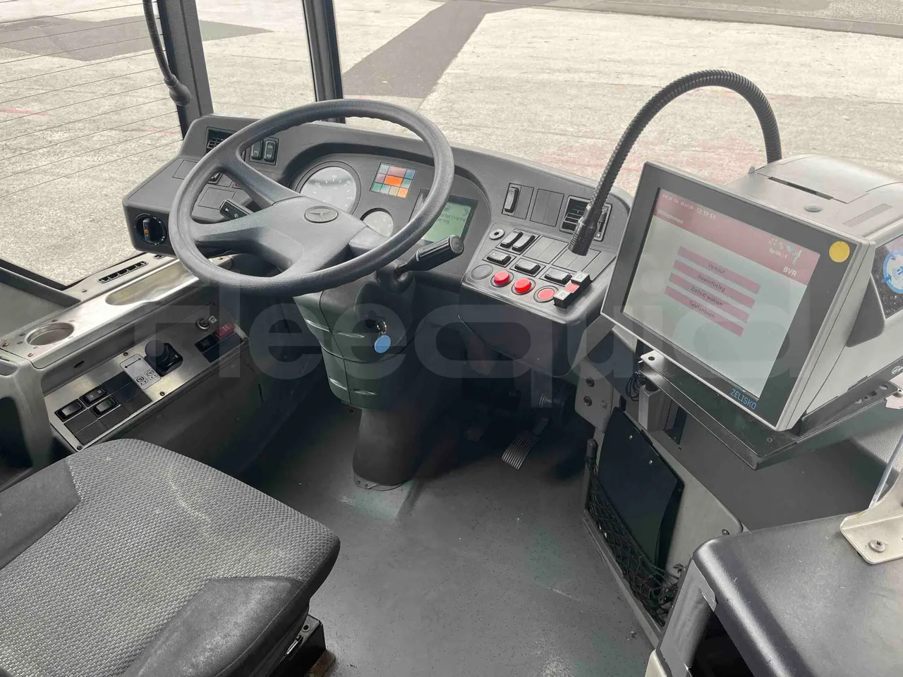 Mercedes-Benz Citaro G - buttons panels on