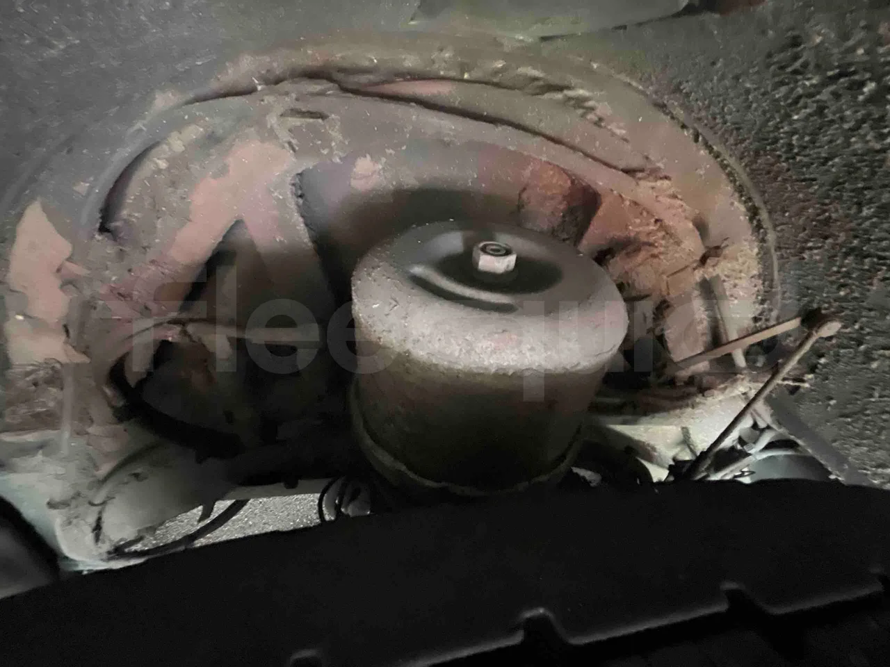 Mercedes-Benz Citaro G - axel 3 caliper brakes left