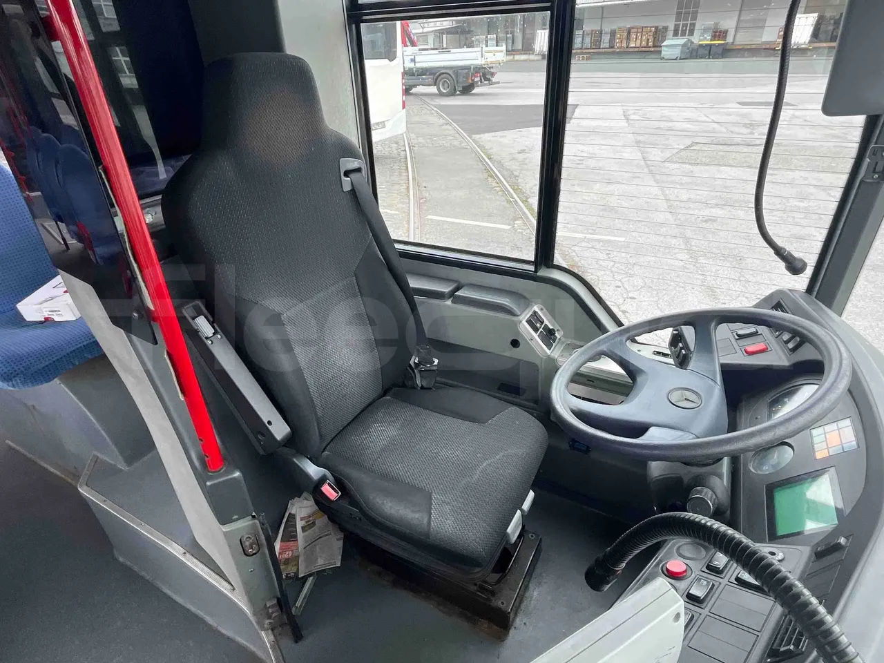 Mercedes-Benz Citaro G - driver's seat photo