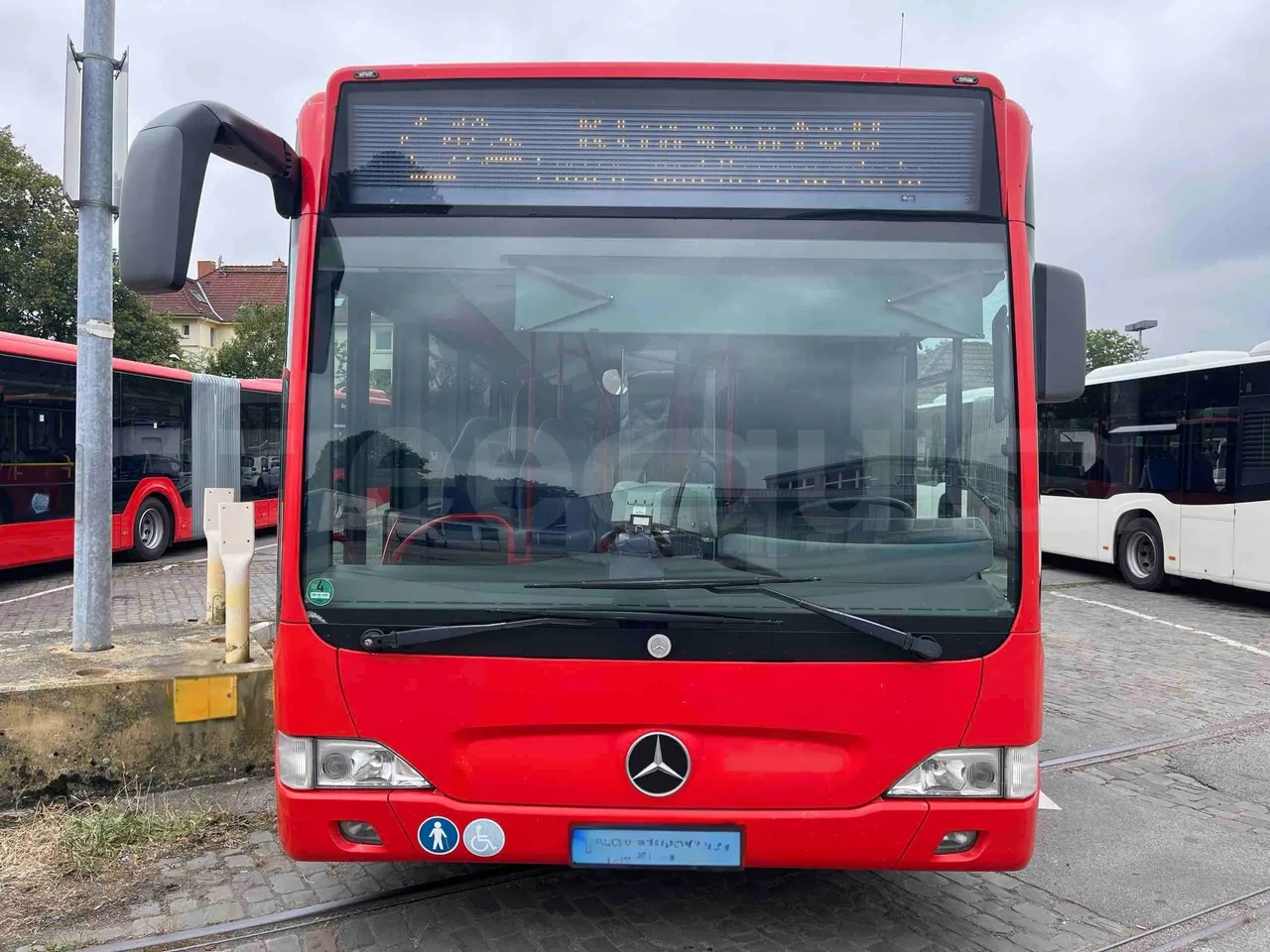 Mercedes-Benz Citaro G - front photo