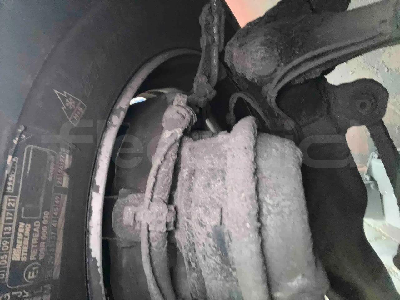 Mercedes-Benz Citaro G - front shock absorbers right