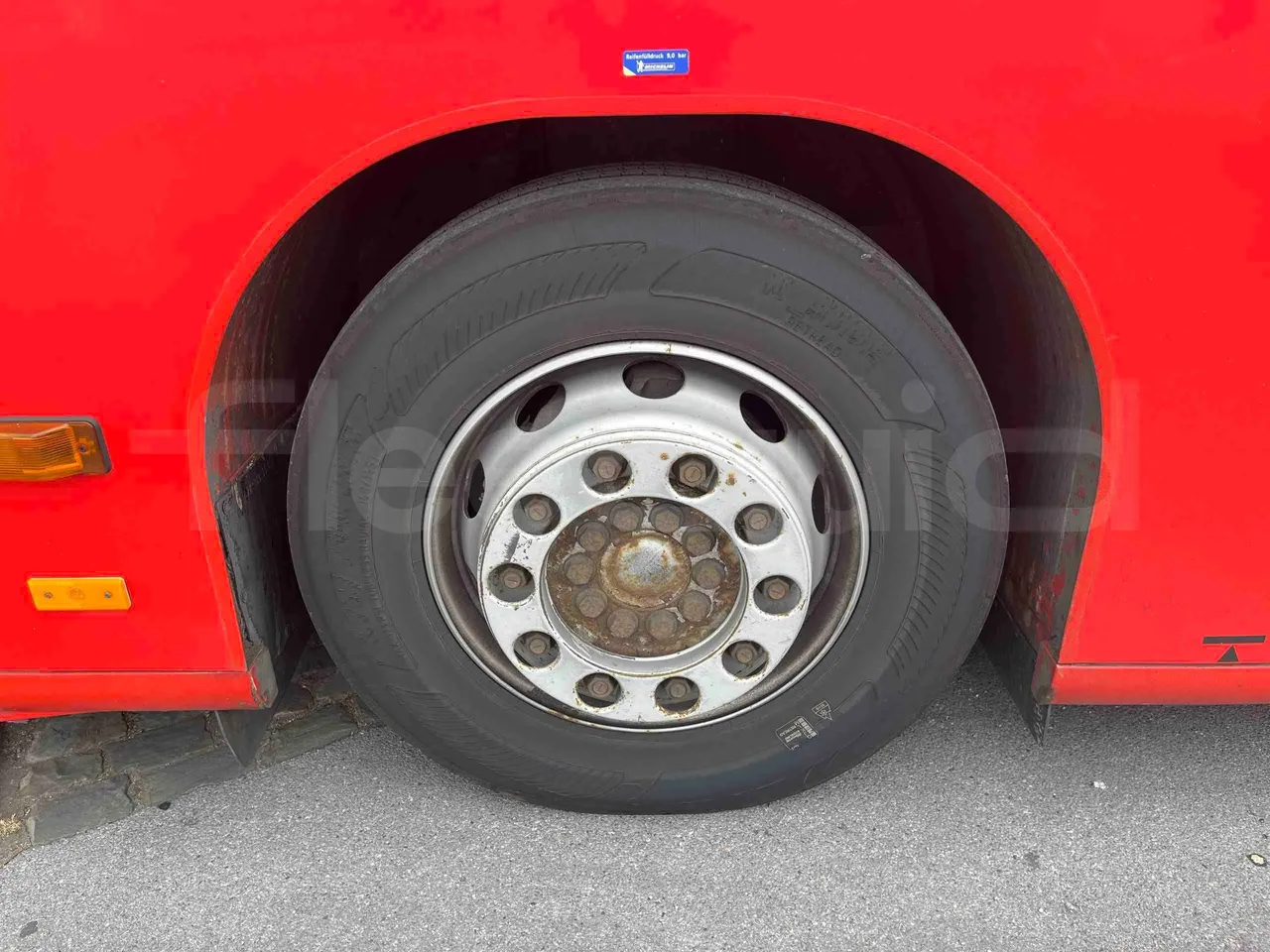 Mercedes-Benz Citaro G - tread condition second axle tires right