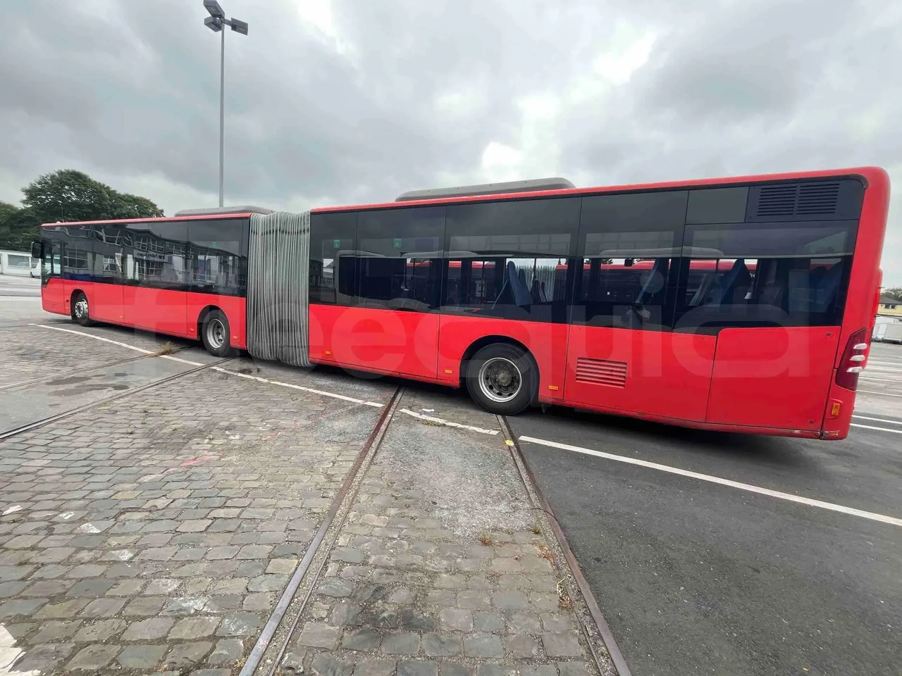 Mercedes-Benz Citaro G - left side photo
