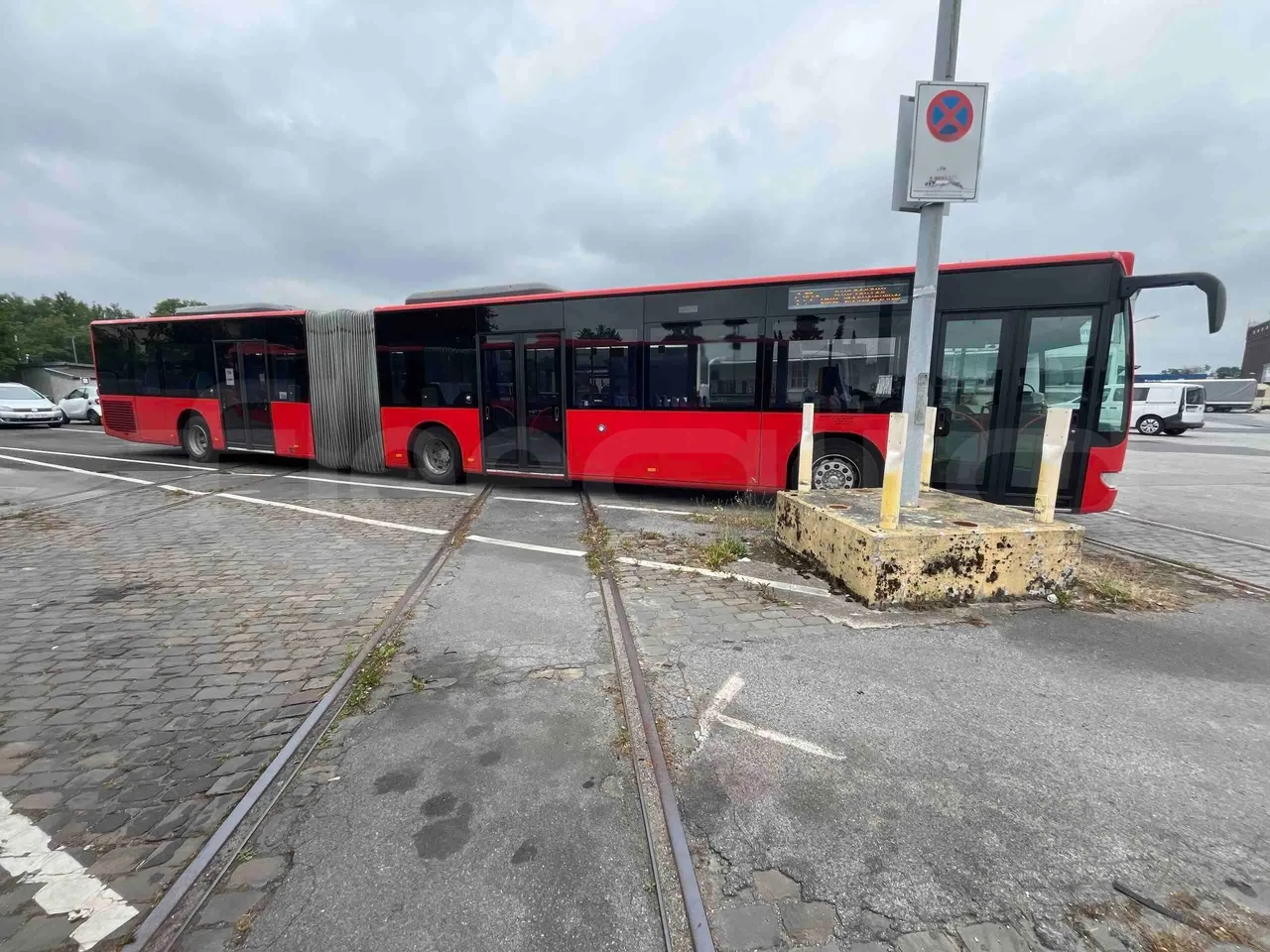 Mercedes-Benz Citaro G - right side doors closed