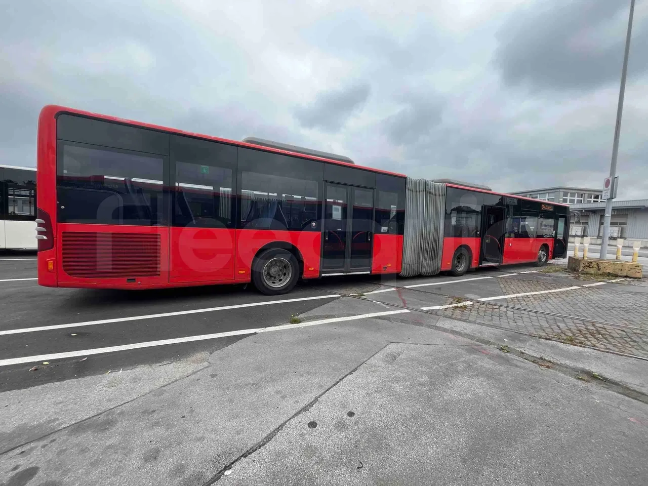 Mercedes-Benz Citaro G - right side doors open