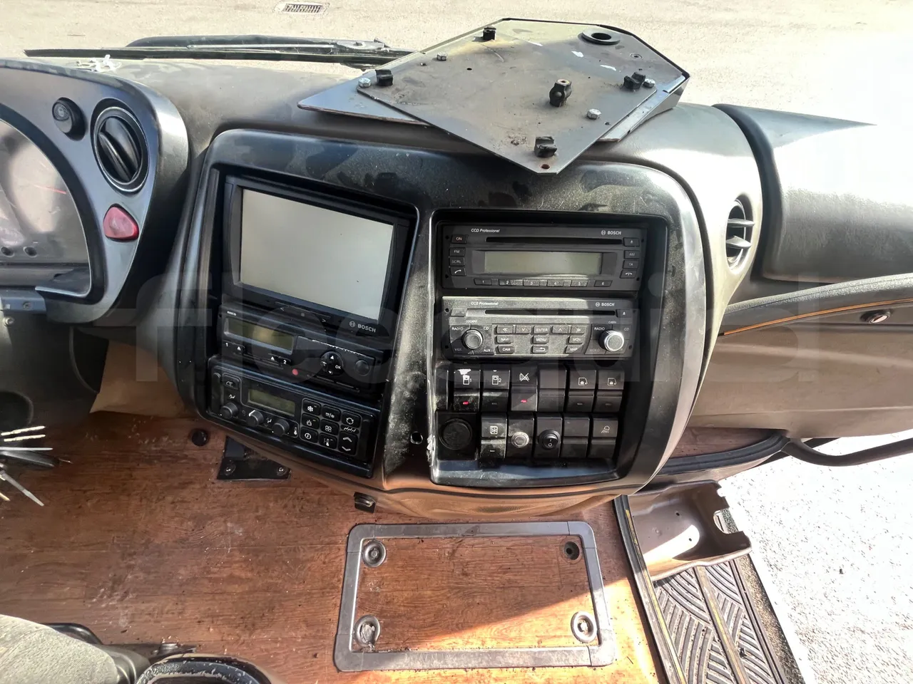 Iveco Magelys SFR2XX - Euro6 - 12,83m - 294kw - buttons panels on