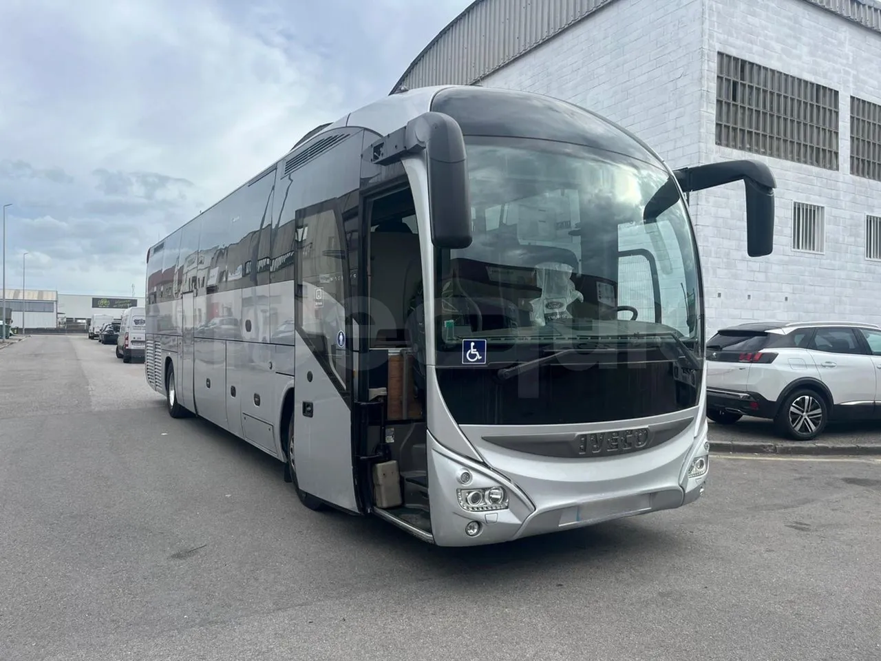 Iveco Magelys SFR2XX - Euro6 - 12,83m - 294kw - Base cover photo