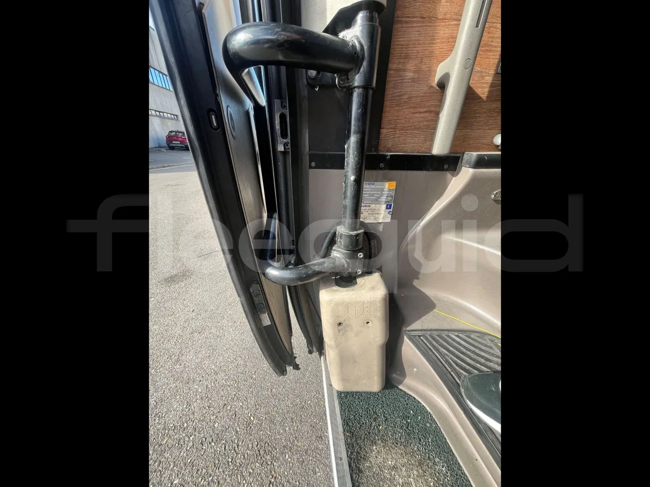 Iveco Magelys SFR2XX - Euro6 - 12,83m - 294kw - door mechanism photo