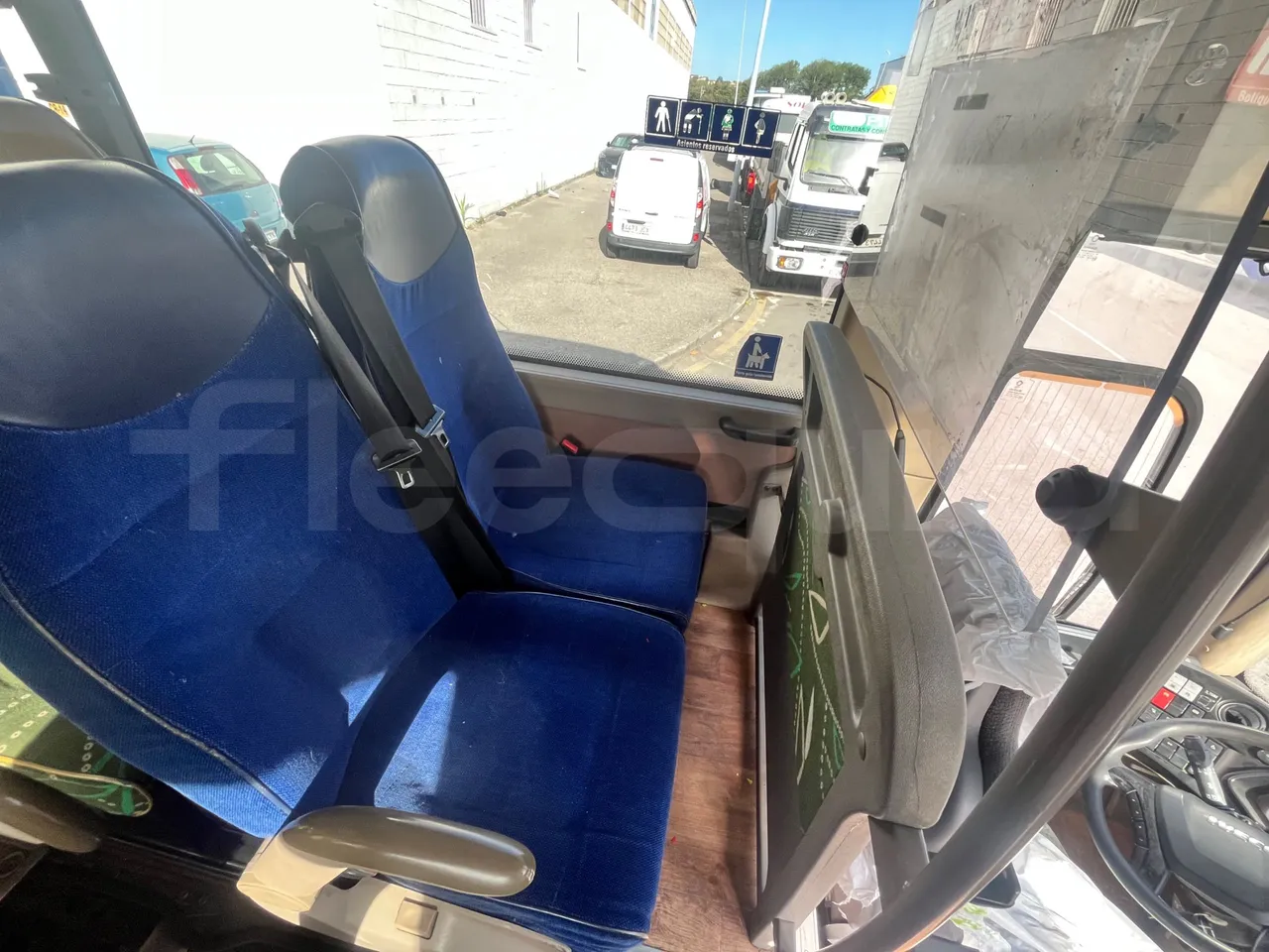 Iveco Magelys SFR2XX - Euro6 - 12,83m - 294kw - interior reverse seats driver height