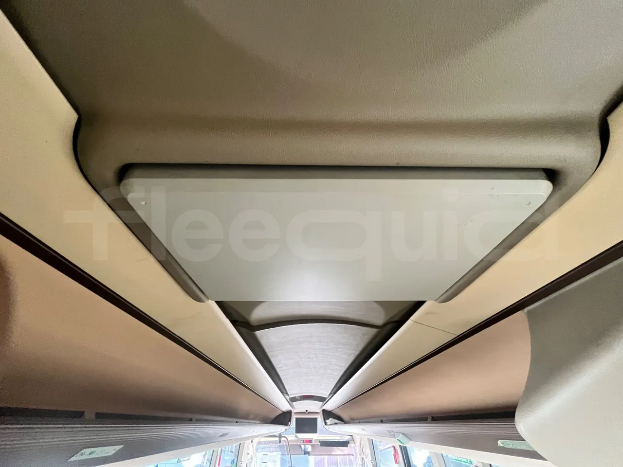 Iveco Magelys SFR2XX - Euro6 - 12,83m - 294kw - monitor detail photo
