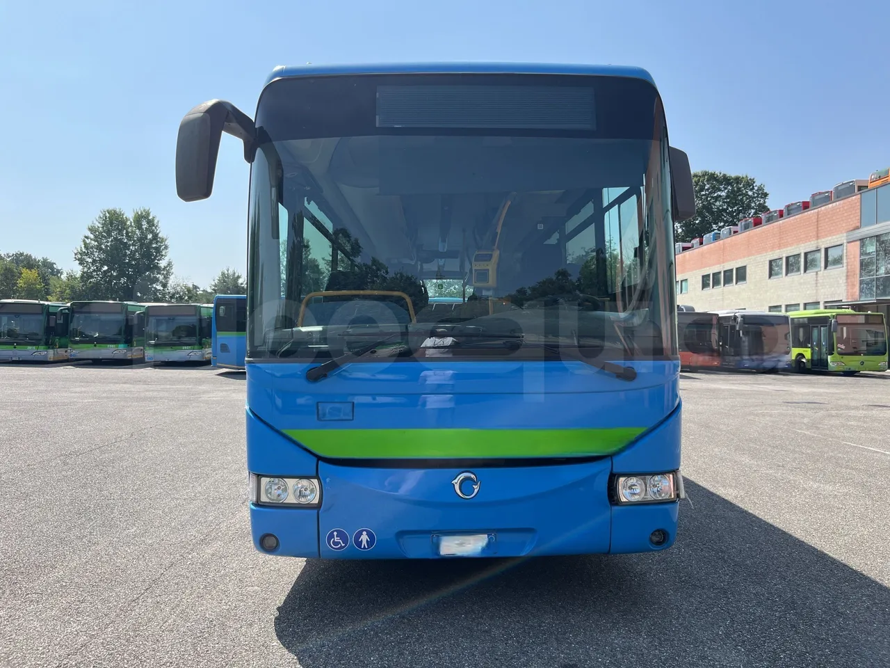 Iveco Crossway - Front