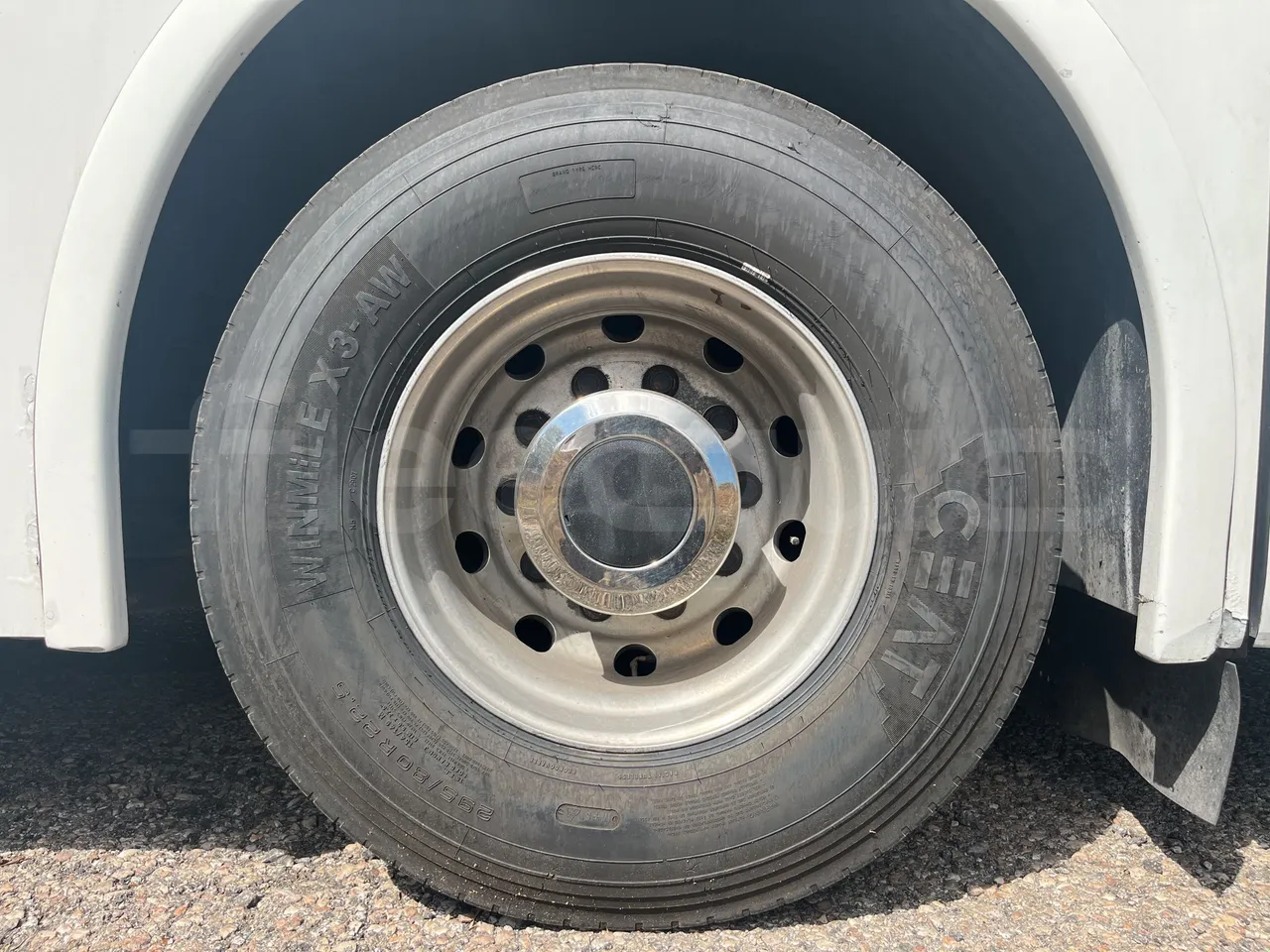 Iveco Orlandi - Second Axle Left Side: Complete Wheel