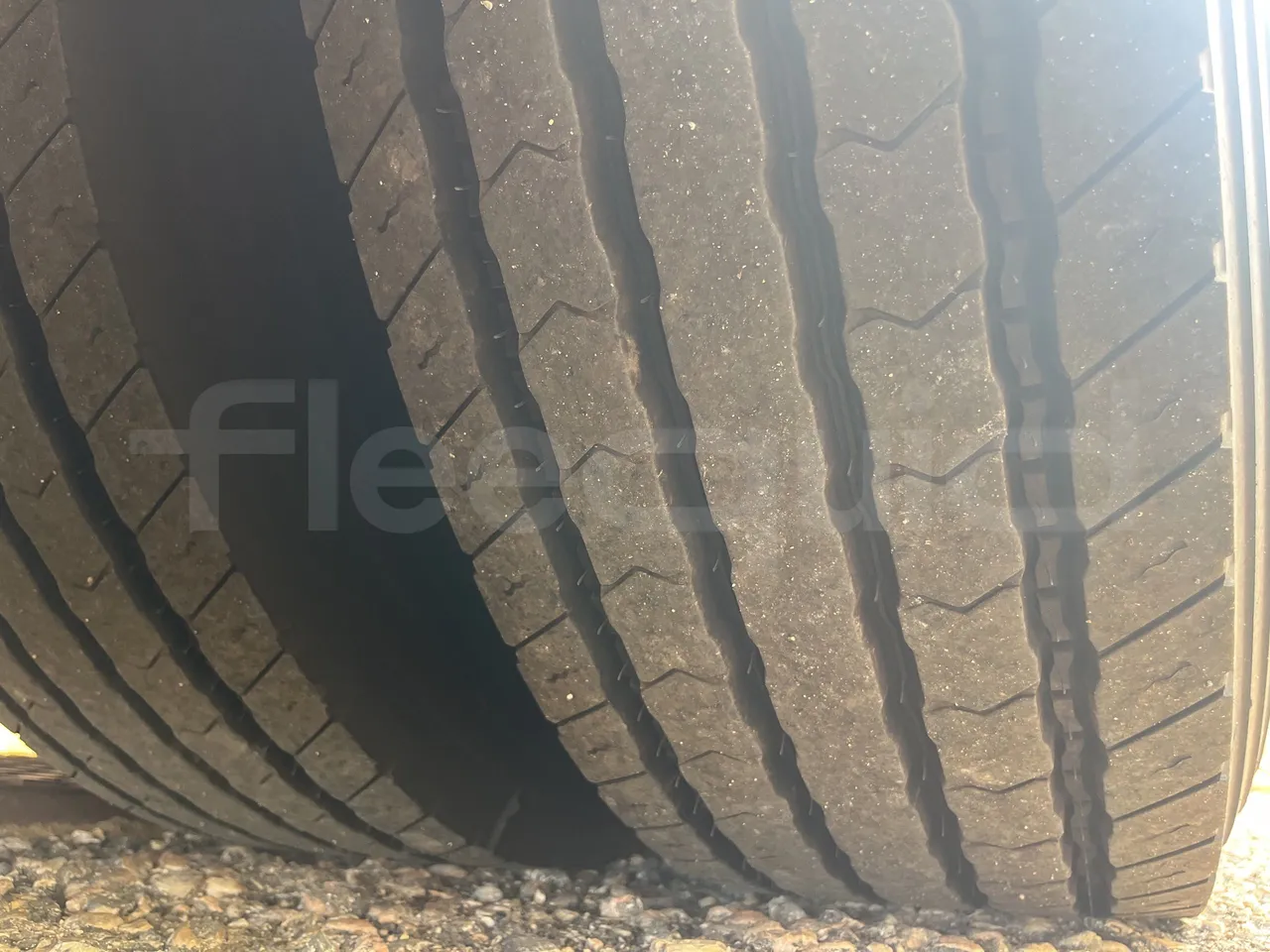 Iveco Orlandi - Second Axle Right Side: Tyre Tread