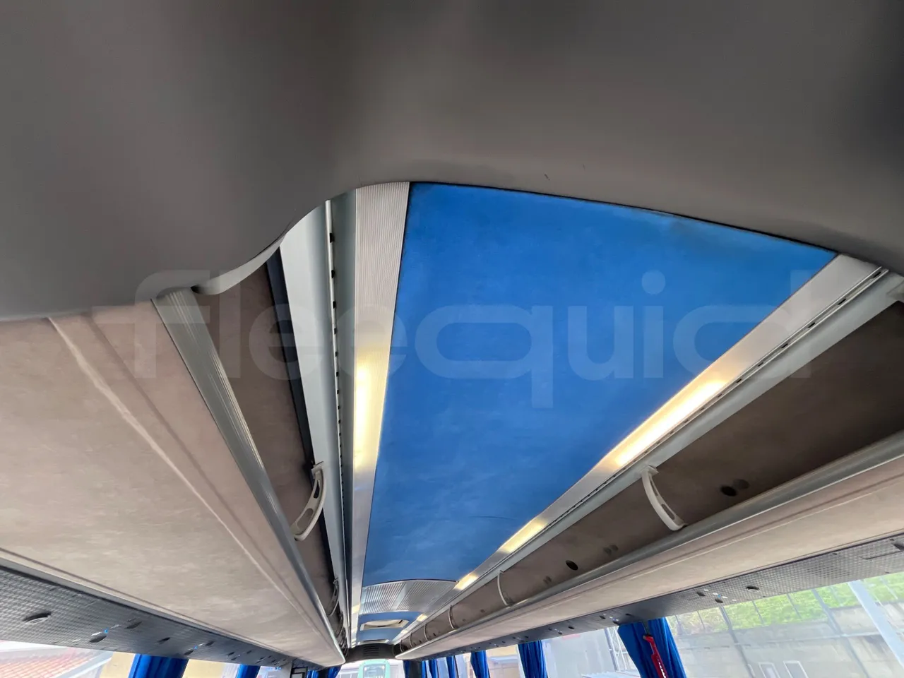 Volvo Barbi Genesis B12B - EUR4 - 309kW - 12.230m - camera accessories photo