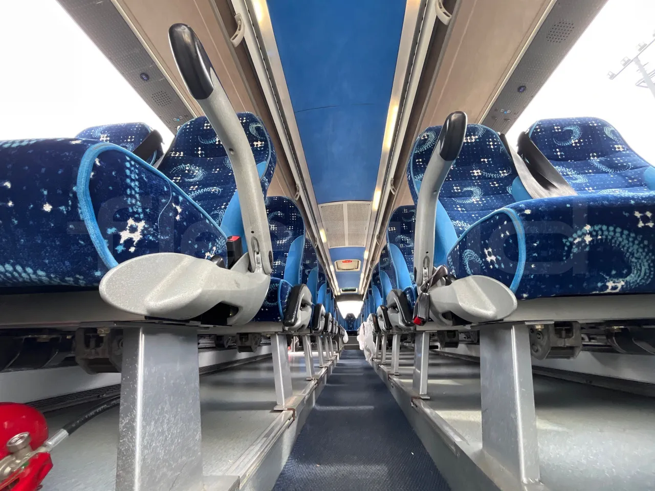 Volvo Barbi Genesis B12B - EUR4 - 309kW - 12.230m - seat brackets photo