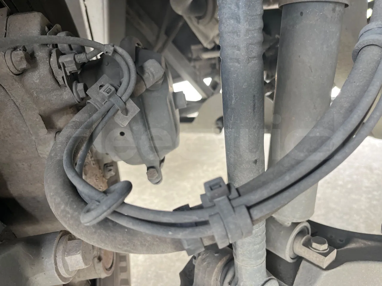 Volvo Barbi Genesis B12B - EUR4 - 309kW - 12.230m - front brake calipers right