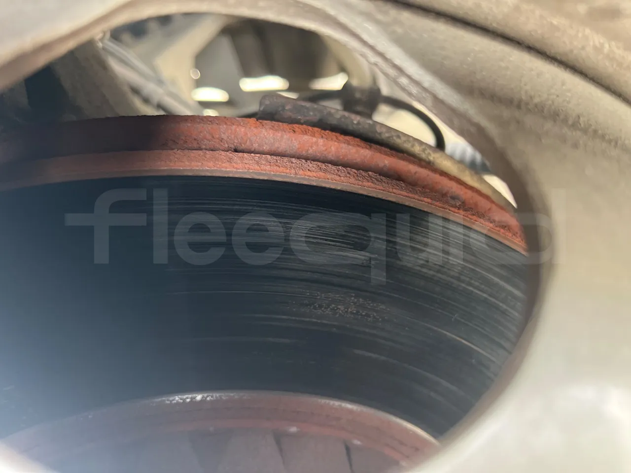 Volvo Barbi Genesis B12B - EUR4 - 309kW - 12.230m - front discs left