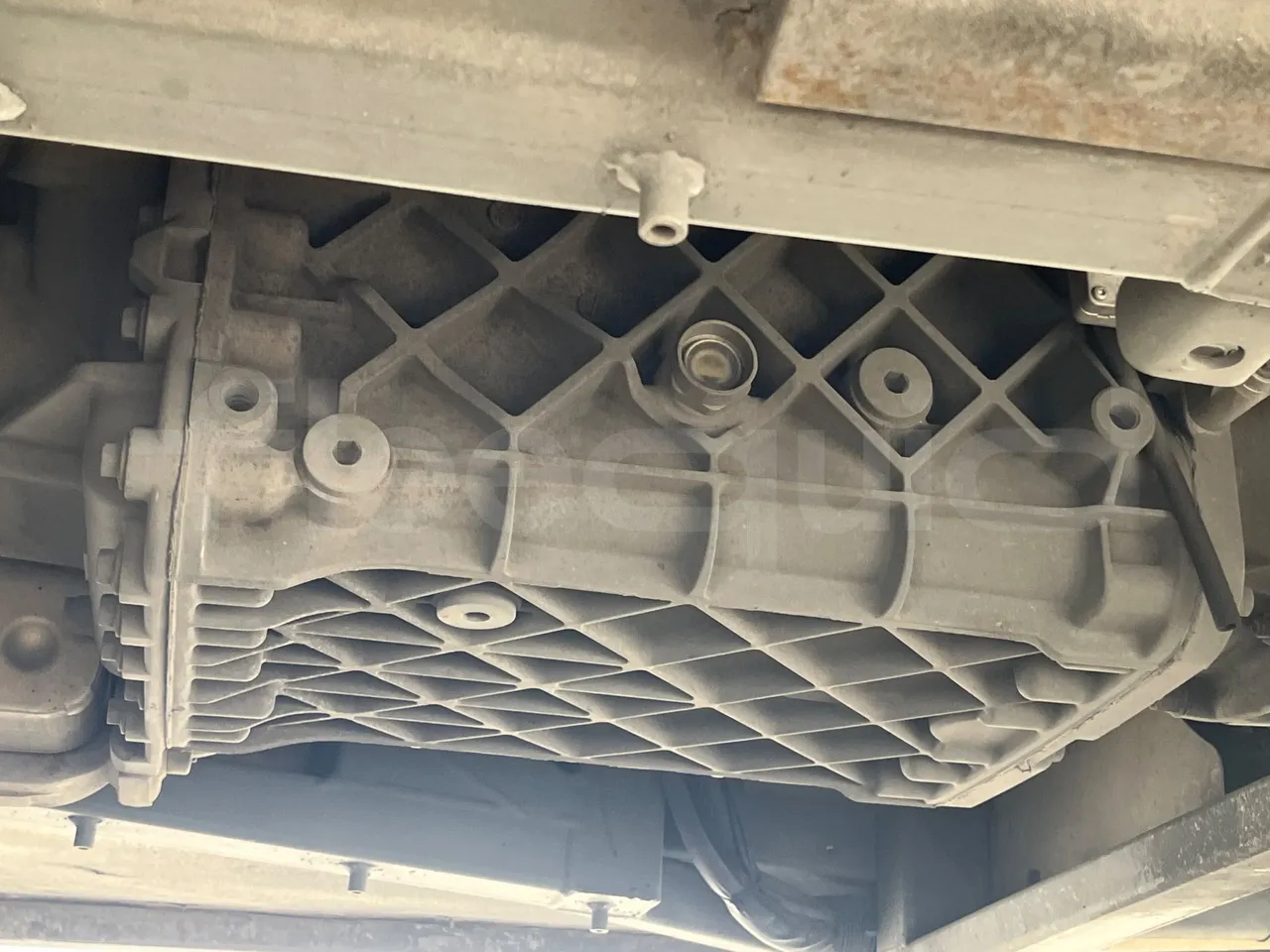 Volvo Barbi Genesis B12B - EUR4 - 309kW - 12.230m - gearbox photo