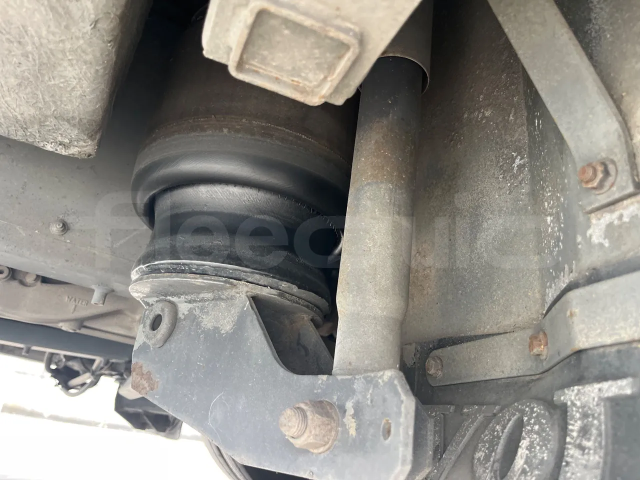 Volvo Barbi Genesis B12B - EUR4 - 309kW - 12.230m - axle 2 shock absorbers 1 left